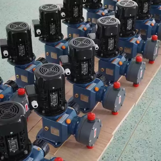 Máy bơm định lượng DOSAKI KM120/0.7-PTCP-US53 370w