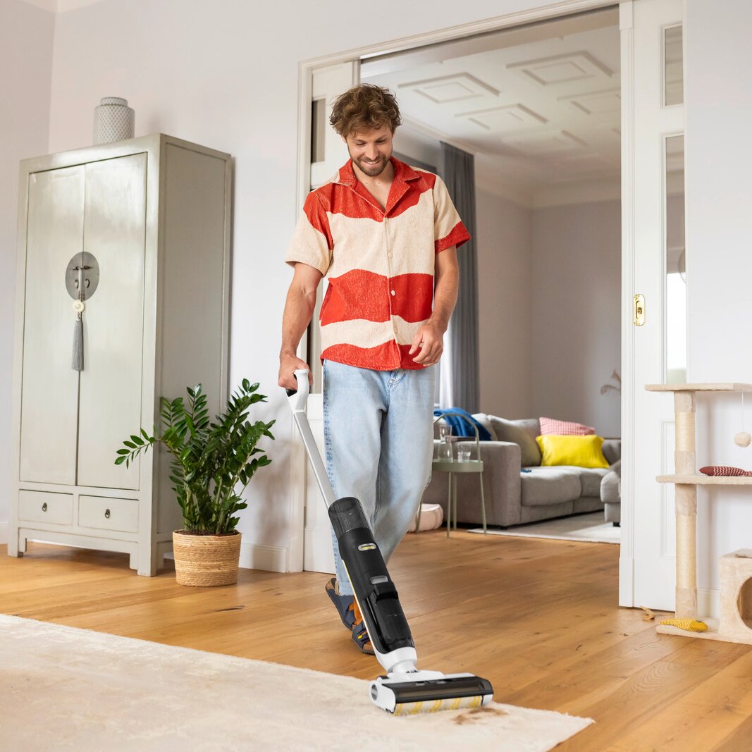Máy hút bụi và lau sàn Karcher FCV 3