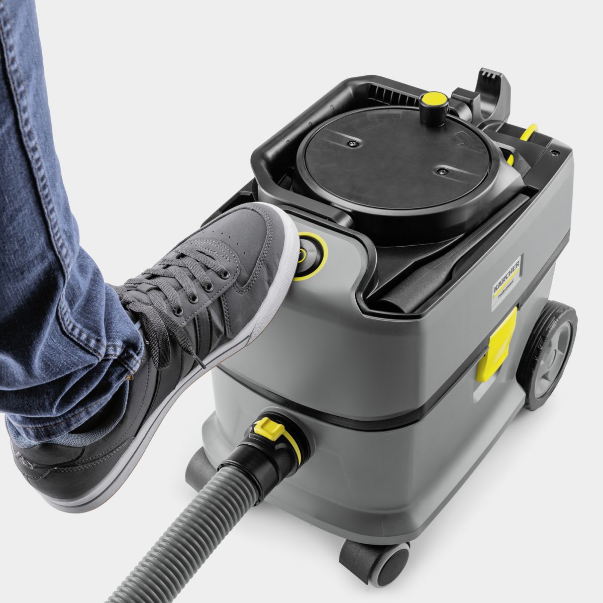 Máy hút bụi khô Karcher T 10/1-Adv