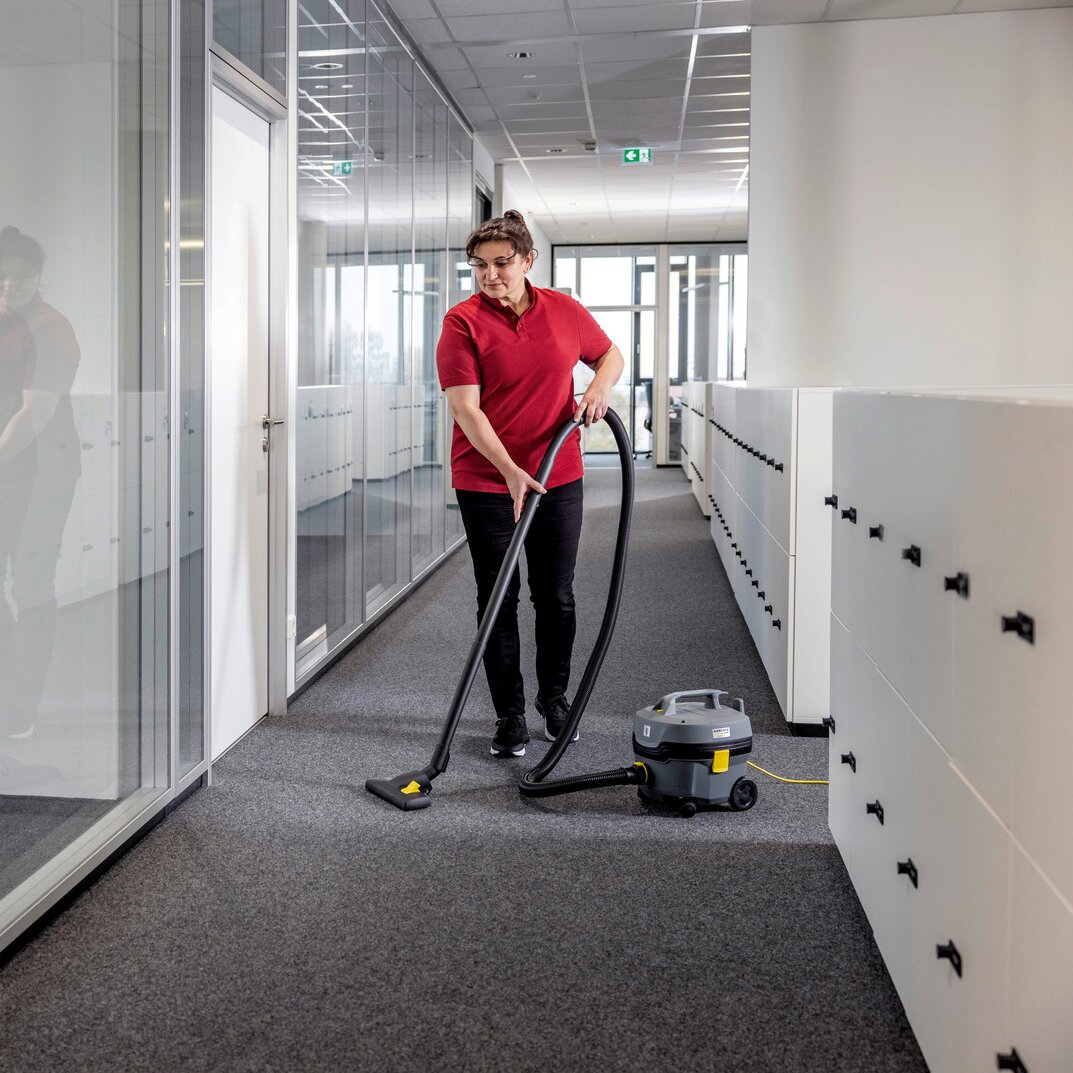 Máy hút bụi khô Karcher T 7/1 Classic