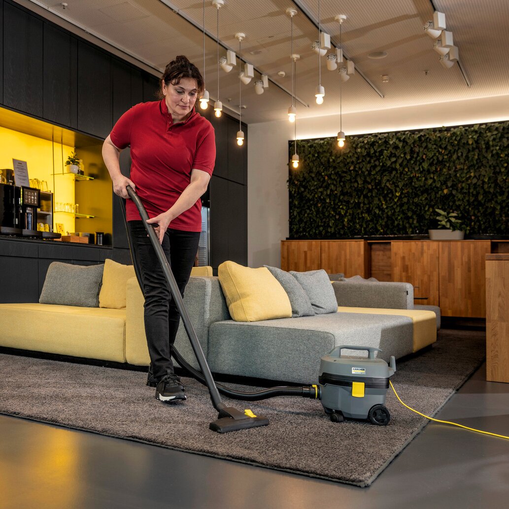 Máy hút bụi khô Karcher T 7/1 Classic