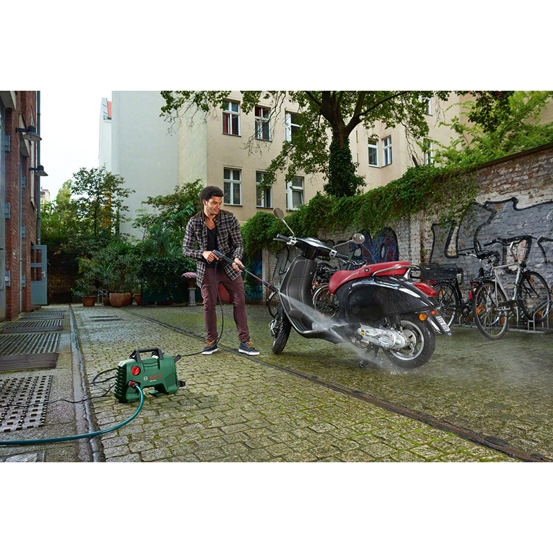 Máy rửa xe Bosch AQT 110