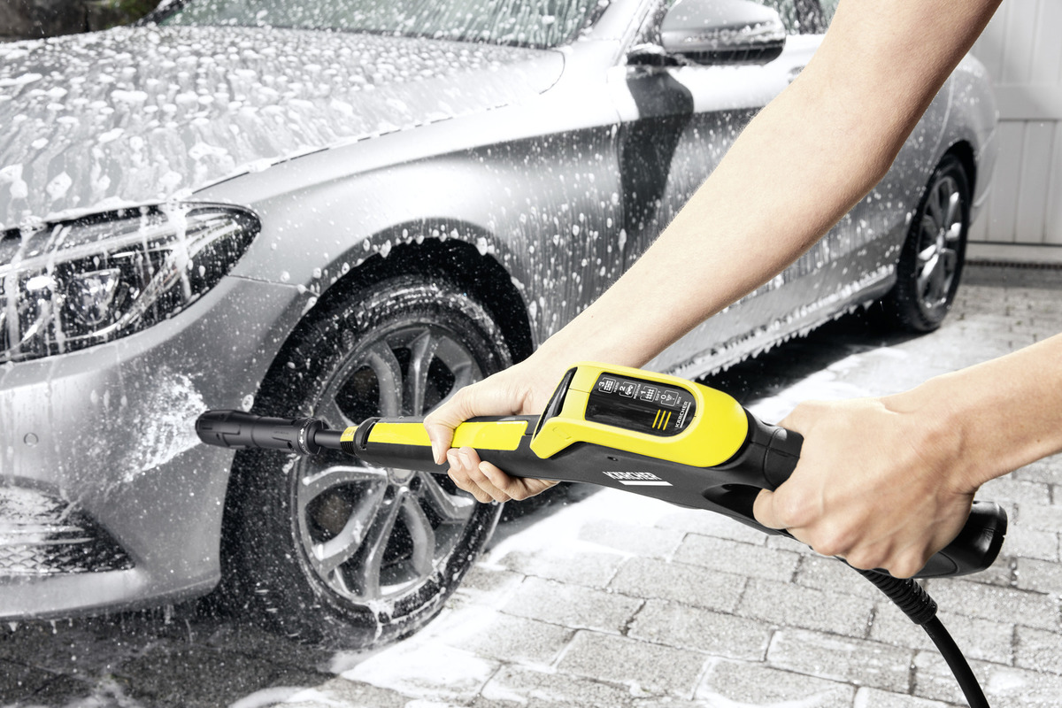 Máy rửa xe Karcher K4 Power Control ,KM Tặng Chổi Chà Sàn Karcher PS 20