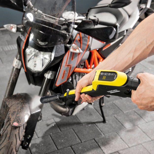 Máy rửa xe Karcher K5 Power Control